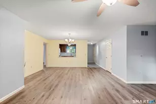 14 Wynwood Dr, Enfield, CT 06082 - Photo 9