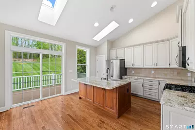 20 Brookside Court #20, Newtown, CT 06470 - Photo 9