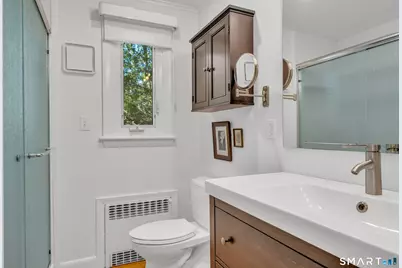 81 Main Street, Chester, CT 06412 - Photo 11