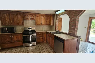 83 Forest Street, East Hartford, CT 06118 - Photo 15