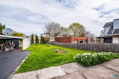237 Burritt Street, New Britain, CT 06053 - Photo 25