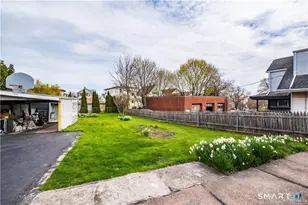 237 Burritt St, New Britain, CT 06053 - Photo 25