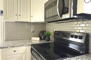 102 Carol Dr, Bristol, CT 06010 - Photo 15