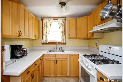 730 Boswell Avenue, Norwich, CT 06360 - Photo 9