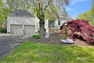117 Rolling Hills Dr, Oxford, CT 06478 - Photo 1