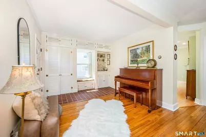 150 Holmes Avenue, Darien, CT 06820 - Photo 9