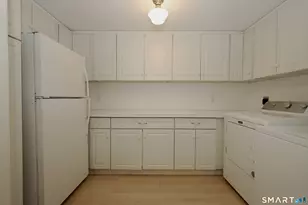323 Main St, Ridgefield, CT 06877 - Photo 29