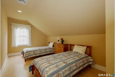 323 Main Street, Ridgefield, CT 06877 - Photo 31