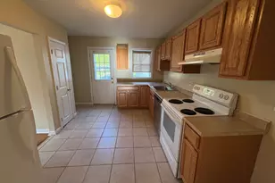 22 Ohear Ave, Enfield, CT 06082 - Photo 3