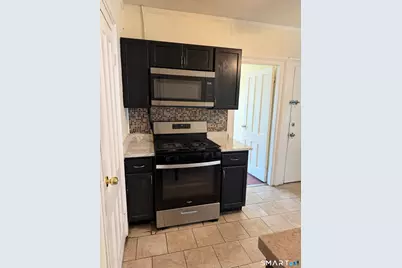 961 Hancock Avenue, Bridgeport, CT 06605 - Photo 3