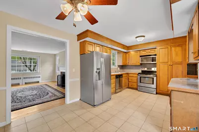 8 Stage Coach Road, Bristol, CT 06010 - Photo 5