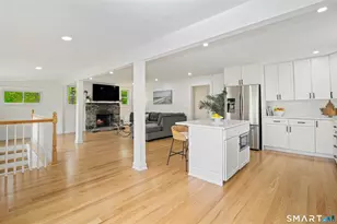 318 Mountain Rd, Ridgefield, CT 06877 - Photo 3