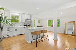 318 Mountain Rd, Ridgefield, CT 06877 - Photo 5