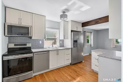 33 Howard Court, Milford, CT 06460 - Photo 17