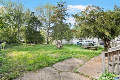 75 Brookside Avenue, Bridgeport, CT 06606 - Photo 21