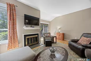 153 Natchaug Dr, Meriden, CT 06450 - Photo 9