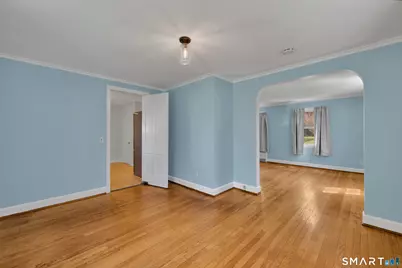 37 Harmund Place, Wethersfield, CT 06109 - Photo 5