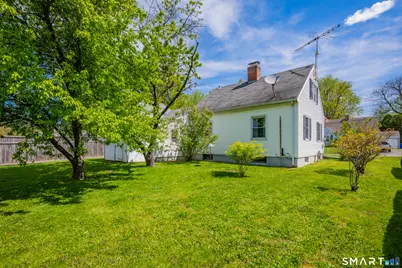 37 Harmund Place, Wethersfield, CT 06109 - Photo 17