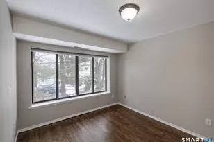 25 Stanley St, West Hartford, CT 06107 - Photo 7