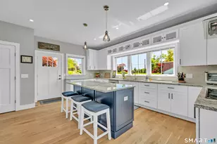 21 Lakeview Rd, Brookfield, CT 06804 - Photo 9