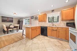 37 Augustyn Ct, Torrington, CT 06790 - Photo 13
