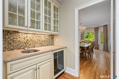 12 Woodbine Way, Stamford, CT 06903 - Photo 9
