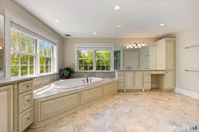 12 Woodbine Way, Stamford, CT 06903 - Photo 19