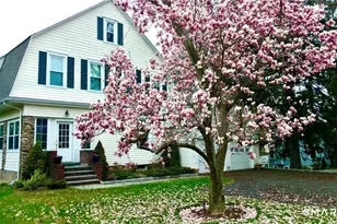 1376 Hope St, Stamford, CT 06907 - Photo 3