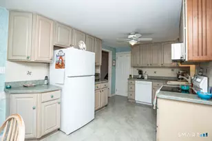 245 Grieb Rd, Wallingford, CT 06492 - Photo 15
