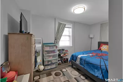 18 Mallory Street, Danbury, CT 06810 - Photo 11