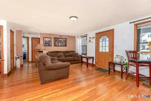136 Pearl Lake Rd, Waterbury, CT 06706 - Photo 11