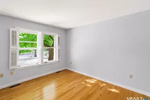 239 Front St, New Haven, CT 06513 - Photo 9