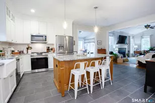 490 New Rd, Avon, CT 06001 - Photo 5