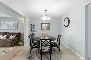 93 Park Ave, Danbury, CT 06810 - Photo 11