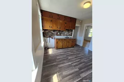 985 Huntington Road, Stratford, CT 06614 - Photo 3