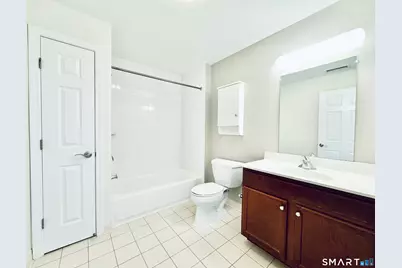 14 Fairgate Drive, Stamford, CT 06902 - Photo 13