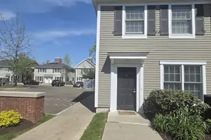 14 Fairgate Dr, Stamford, CT 06902 - Photo 1