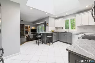 148 Colonial Dr, Southbury, CT 06488 - Photo 19