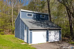 226 Old Colchester Rd, Hebron, CT 06231 - Photo 3