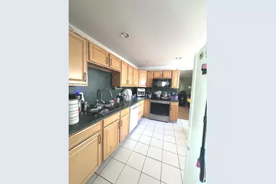 70 Circle Drive, Wallingford, CT 06492 - Photo 5