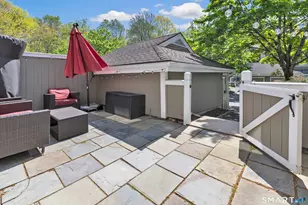 9 Country Walk, Shelton, CT 06484 - Photo 3