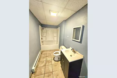 141 Crown Street #2, Meriden, CT 06450 - Photo 7