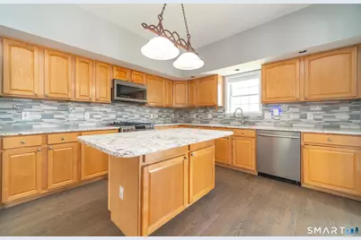 1780 Stratfield Road, Fairfield, CT 06825 - Photo 9