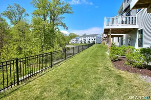 89 Brentwood Cir, Danbury, CT 06810 - Photo 29