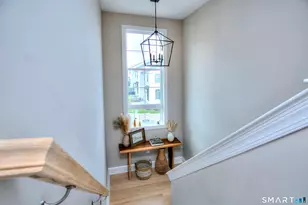 89 Brentwood Cir, Danbury, CT 06810 - Photo 15