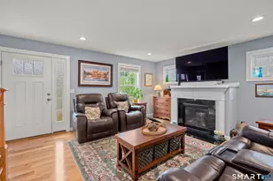 39 Chapman Chase, Windsor Locks, CT 06096 - Photo 3