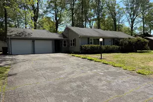35 Preston Dr, Meriden, CT 06450 - Photo 1