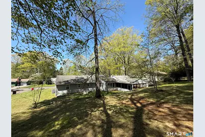 35 Preston Drive, Meriden, CT 06450 - Photo 5