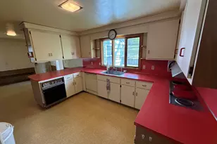 35 Preston Dr, Meriden, CT 06450 - Photo 15