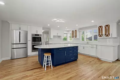 2 Joshua Slocum Dock, Stamford, CT 06902 - Photo 9